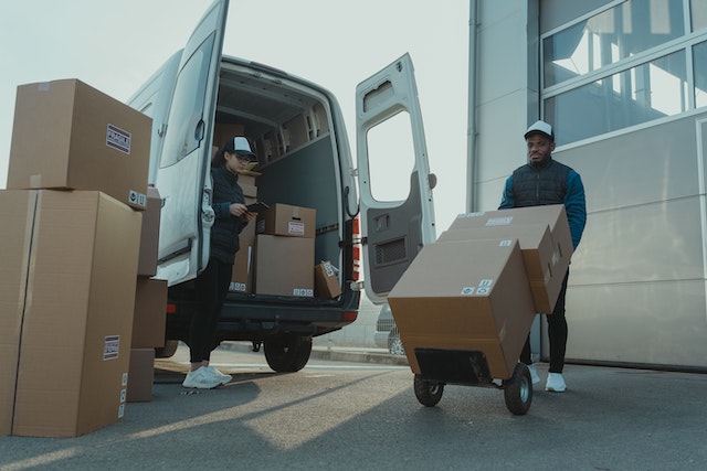 MINIVAN EXPRESS FRACHTTRANSPORT
